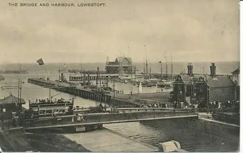 PC23522 Die Brücke und der Hafen. Lowestoft. 1908