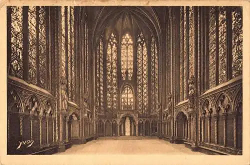 PC30288 Paris. Sainte Chapelle. Interieur de la Chapelle Haute. Yvon. Hopkins