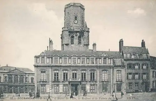 PC30419 Boulogne sur Mer. Das Rathaus le Glockenturm und der Justizpalast. N