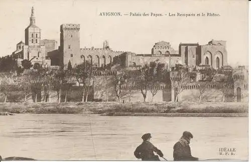 PC28323 Avignon. Palais des Papes. Les Remparts et le Rhone. Ideal. 1925