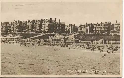 PC30846 Victoria Badechalets. Lowestoft. 1948