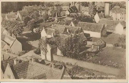 PC25646 Model Village. Bourton auf dem Wasser. M. und L. National. 1949