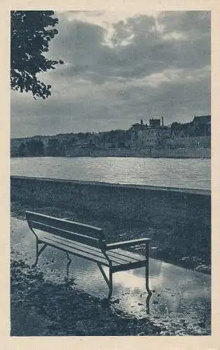 PC31236 Alte Postkarte. Eine Bank in der Nähe des Flusses. Nr 1006. 1946