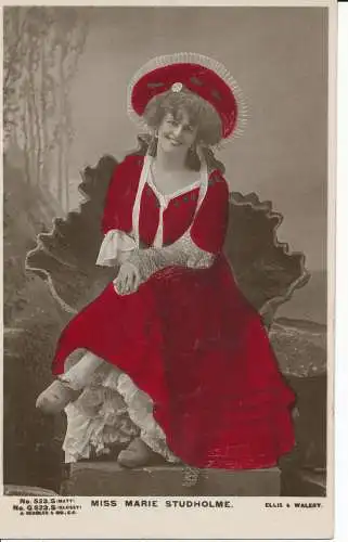PC23649 Miss Marie Studholme. Ellis und Walery. Beagle. 1905