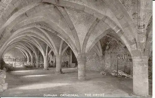 PC32507 Kathedrale von Durham. Die Krypta. Zierlich. Nr. P 60637