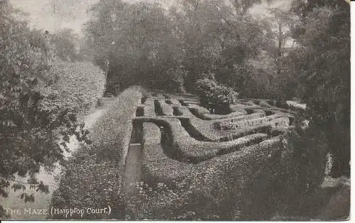PC26738 Das Labyrinth. Hampton Court. G. und P. 1914