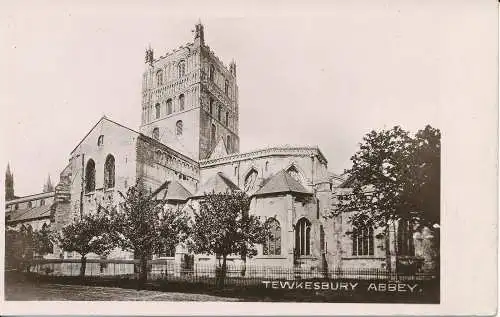 PC32691 Tewkesbury Abbey. W.H. S. und S. Derwent Serie 426