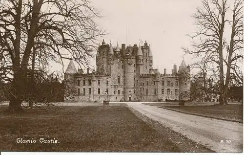 PC25524 Glamis Castle. Thomas L. Brown. Angus-Serie. Nr. B.70. RP