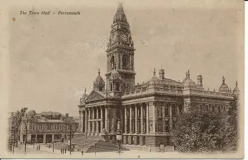 PC25725 Das Rathaus. Portsmouth. 1924