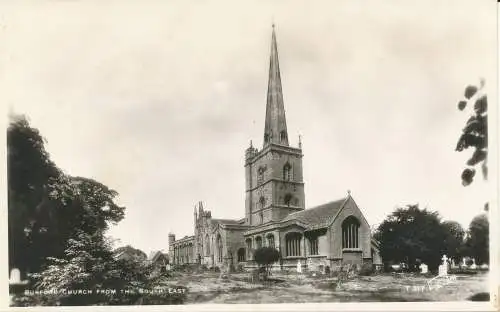 PC32519 Burford Church aus dem Südosten. Walter Scott. RP