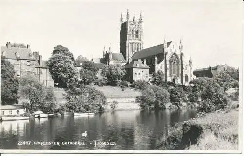 PC34992 Worcester Cathedral. Judges Ltd. Nr. 23447. RP