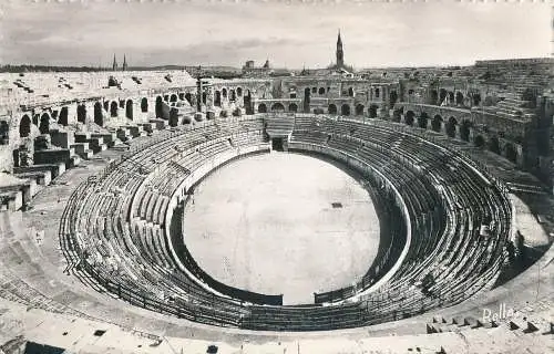 PC31204 Nimes. Die römische Arena. Rela. RP