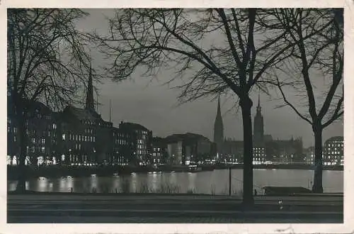 PC31361 Hamburg. Blick von der Lombardsbrucke. Hans Hartz. 1951