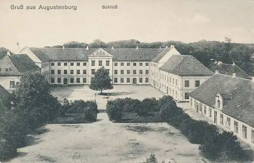 PC30907 Gruss aus Augustenburg. Schloss. Reich