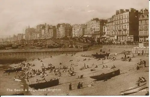 PC35149 The Beach and Kings Road Brighton. RP. 1922. B. Hopkins