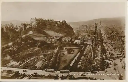 PC29216 Das Schloss und die Prinzenstraße. Edinburgh. Nr. C.49. RP