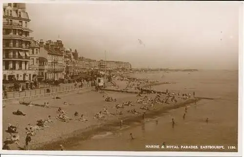 PC25860 Marine- und Royalparaden. Eastbourne. S. und E. Norman. Nr. 1150. RP