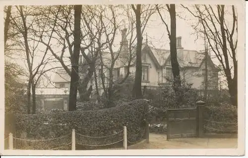 PC35194 Altes Haus. RP. B. Hopkins