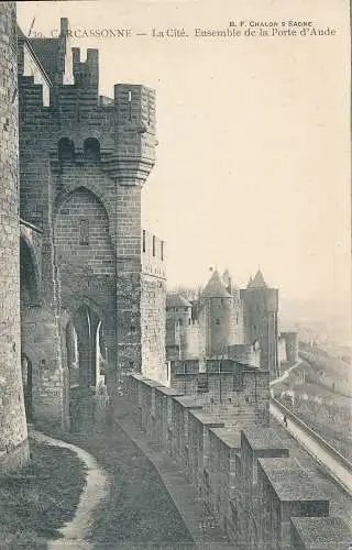 PC31428 Carcassonne. La Cite. Set der Porte d Aude. B. F Chalons Saone.