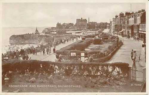 PC29198 Promenade und Bandstand. Breittreppen. A. H. und S. Paragon. Kein H. 7035.