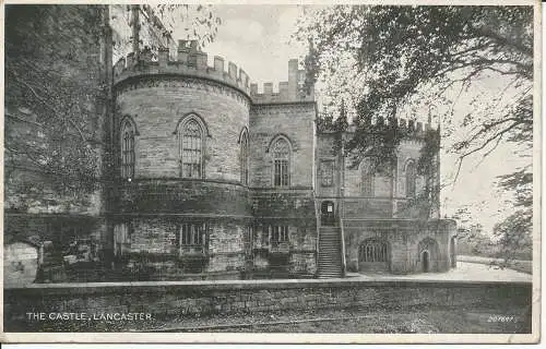 PC27490 Das Schloss. Lancaster. Nr. 207647