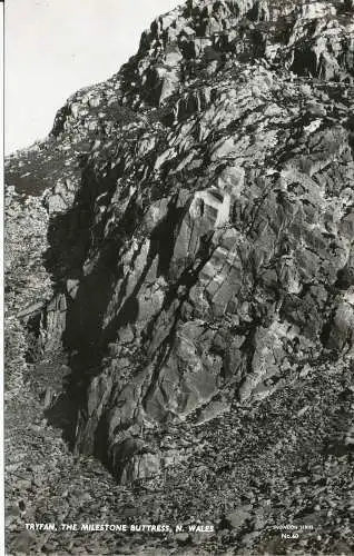 PC29259 Tryfan. Die Meilensteinstütze. N. Wales. Eric Edwards. Snowdon. Nr. 60.