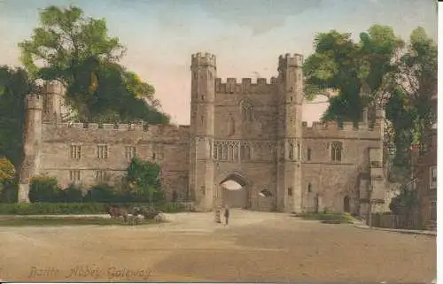 PC27561 Battle Abbey. Gateway. Pfau. 1914