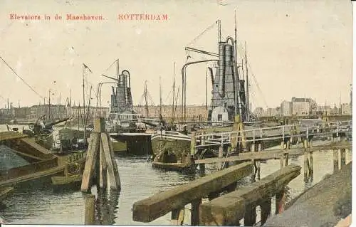 PC27365 Aufzüge in de Maashaven. Rotterdam. 1914