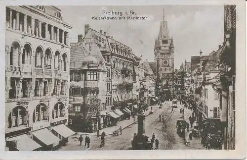 PC32317 Freiburg i.Br. Kaiserstraße mit Martinstor