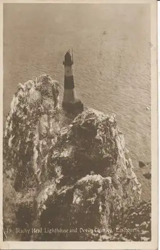 PC27554 Beachy Head Leuchtturm und Devils Chimley. Eastbourne. RP