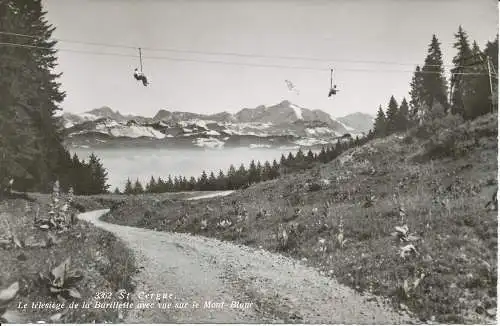 PC32058 St. Cergue. Das Teleskop von La Barillette mit Blick auf den Mont Blanc. C.