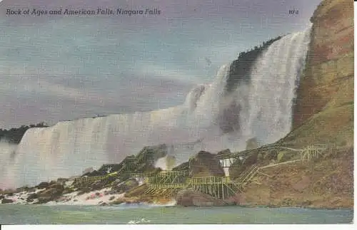 PC3372 Rock of Ages und American Falls. Niagarafälle. Milton D Bromsley