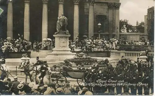 PC23696 Royal Show. Seine Majestät verlässt die Victoria-Räume. Harvey Barton. Nr. 19