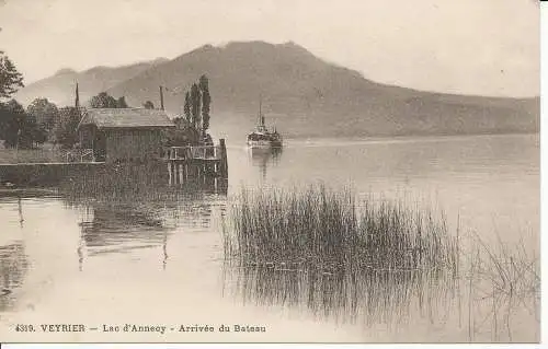 PC33659 Gabelstapler. See von Annecy. Ankunft des Bootes. Abem