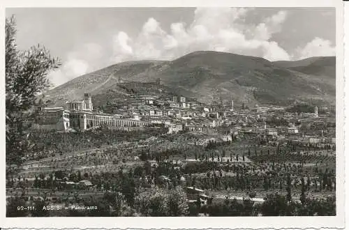 PC334039 Assisi. Panorama. U. Rossi. RP