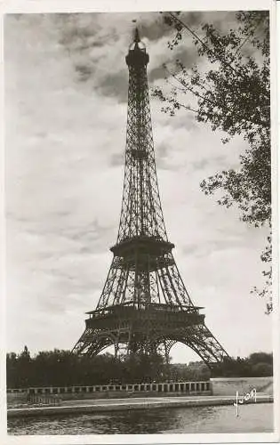 PC33735 Paris. Der Eiffelturm. Yvon. Nr. 53