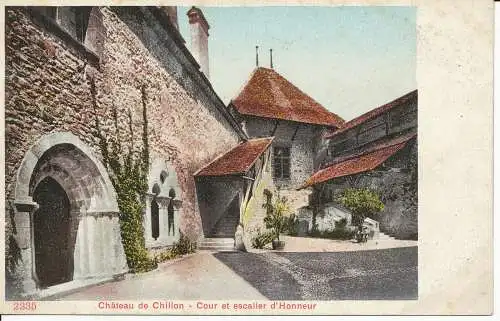 PC33642 Chateau de Chillon. Hof und Ehrentreppe. Nr. 2235