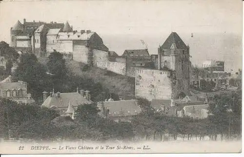 PC34322 Dieppe. Das alte Schloss und der Turm St. Remy. Levy Fils. Nr. 12. 1930