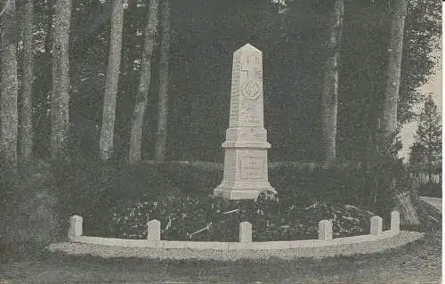 PC34273 Thiergeville. Das Denkmal der Toten für Frankreich