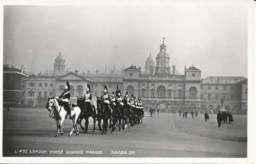 PC34725 London. Parade der Pferdewächter. Judges Ltd. Nr. L470. RP