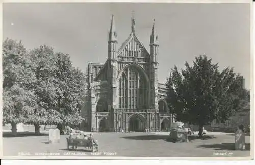 PC34685 Winchester Cathedral. Westfront. Judges Ltd. Nr. 28015. RP