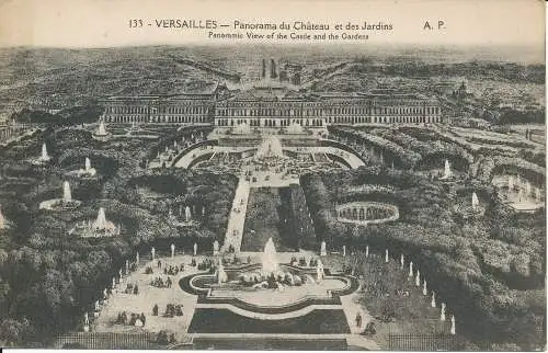 PC37182 Versailles. Panoramablick auf Schloss und Gärten. A. Papeghin. N