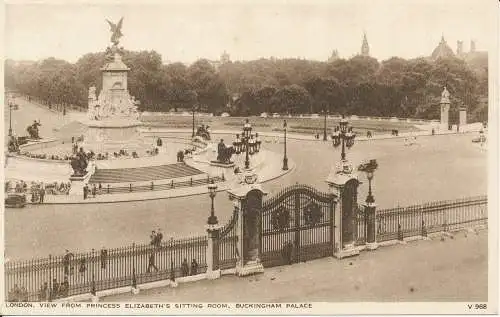 PC37571 London. Blick vom Wohnzimmer von Prinzessin Elizabeths. Buckingham Palace. P