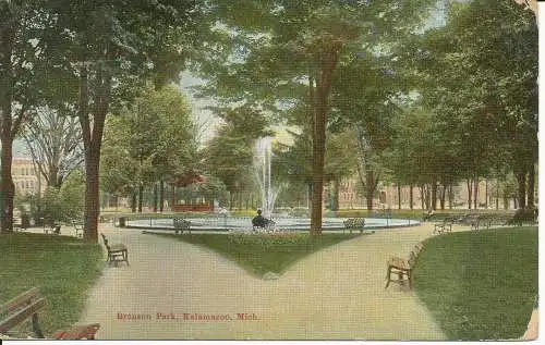 PC37546 Bronson Park. Kalamazoo. Mich. E. E. Labadie. 1909. B. Hopkins