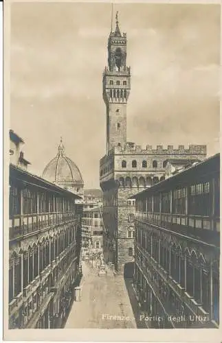 PC36761 Florenz. Arkaden der Uffizien. B. Hopkins