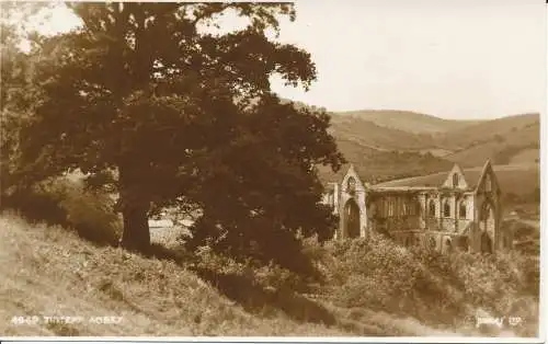 PC35590 Tintern Abbey. Judges Ltd. Nr. 4949. RP