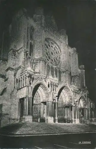 PC37827 Chartres. Die Kathedrale Illuminee Südportal. Der Storch. 1959