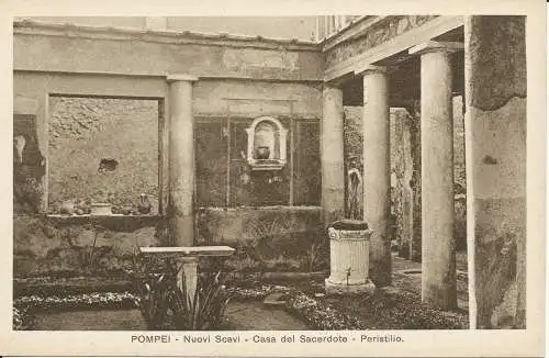 PC36742 Pompeji. Neue Ausgrabungen. Haus des Priesters. Peristyl. B. Hopkins