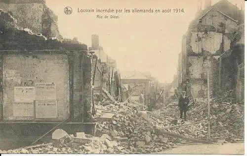 PC37363 Löwenbrand durch die Deutschen im August 1914. Rue de Diest. Alles Louv