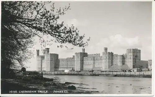 PC35493 Schloss Caernarvon. Judges Ltd. Nr. 14196. RP